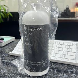 living proof PHD conditioner
1L